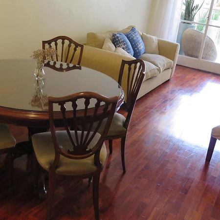 Fabulous And Quiet Apartment+Balcony In Barrio Norte. Your Easy Access To Buenos Aires! エクステリア 写真